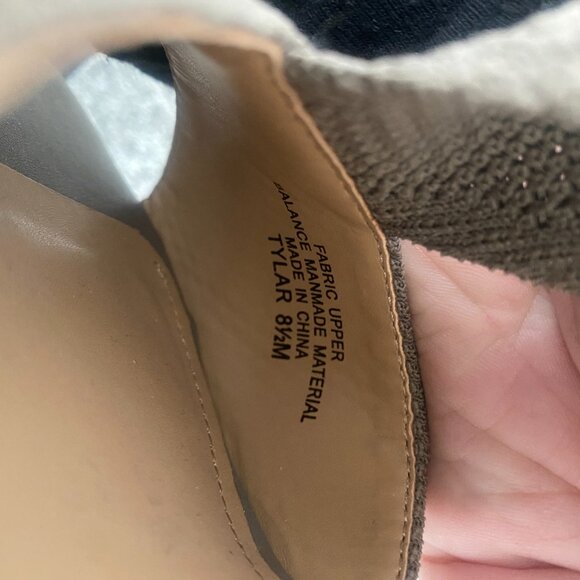Violet & Red Tan Peep Toe Block Heel Booties – Size 8.5 (Never Worn) - Picture 6 of 6